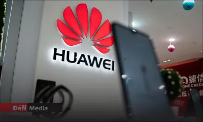 Huawei affirme n’avoir rien à voir avec un message qui circule sur les réseaux sociaux et appelle à la prudence