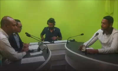[Vidéo] C’était en direct dans le studio de Radio Plus : revirement de situation dans l’affaire Bet365