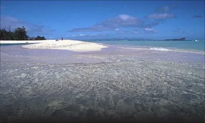 Alors qu’ils se rendaient à l’île Plate, deux officiers de la NCG grièvement brûlés 