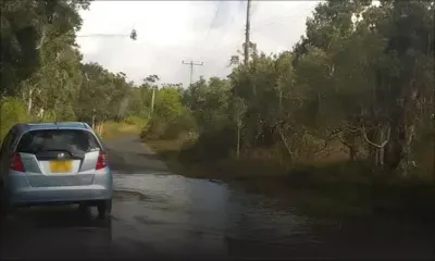 Alerte cyclonique : la route de Pétrin vers Grand-Bassin inaccessible 