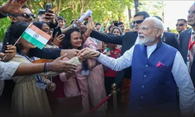 [En images] Modi « profondément touché par l’accueil chaleureux » à Maurice