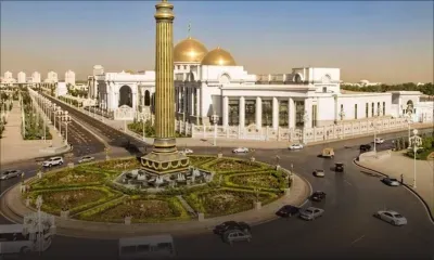 Au Turkménistan, les jeunes femmes interdites de volant