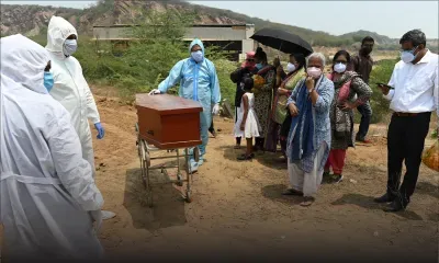 L'Inde franchit la barre des 300 000 décès dus au Covid-19 