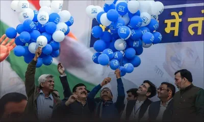 Inde : le «Parti de l'homme ordinaire» largement réélu à Delhi