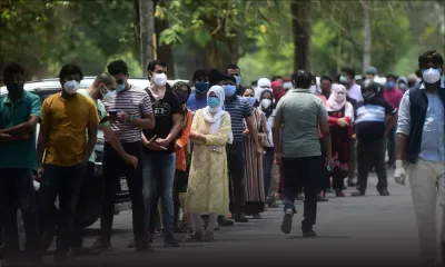 Covid-19 : 400 000 cas supplémentaires en 24h en Inde, qui ouvre la vaccination à tous