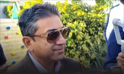 Sherry Singh répond aux questions de la presse : « La population saura qui ment »