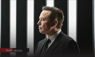 Elon Musk annonce la suspension du rachat de Twitter, qui s'effondre à Wall Street