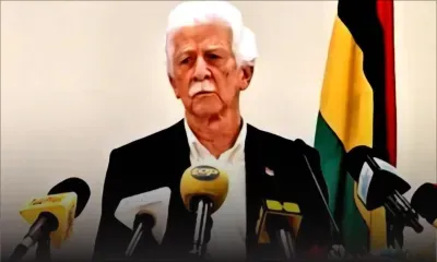 Jet malgache à Maurice : «Des ‘décisions graves’ seront prises», avertit Paul Bérenger