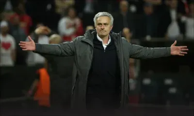 Europa League : Mourinho aurait préféré "échanger" ce trophée contre la «vie des victimes» de l'attentat de Manchester