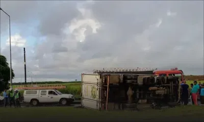  Rose-Belle : un camion se renverse sur le rond-point de Gros-Bois