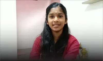 Thaipoosam cavadee :  À 9 ans, elle sort une chanson pour accompagner les dévots