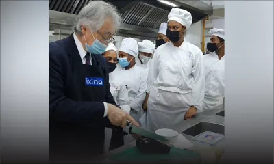 École hôtelière Sir Gaëtan Duval : démonstration de cuisine japonaise par l'ambassadeur du Japon à Maurice, Kawaguchi Shuichiro 