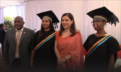 Deux jeunes Chagossiennes graduées : «On ne peut pas faire de progrès sans l'éducation», commente Bancoult