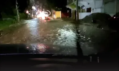 Pluies torrentielles : route inondée à Vallée-des-Prêtres