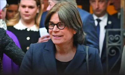 La princesse de Monaco effectue des travaux à son campement de Belle-Mare