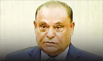 Sooroojdev Phokeer dans la tourmente : l’acquisition d’un appartement  pour le Speaker fait des vagues 