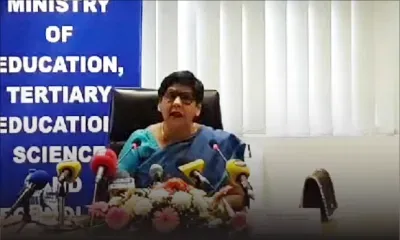 Reprise des classes par phases : suivez en direct la conférence de presse de la ministre de l'Education