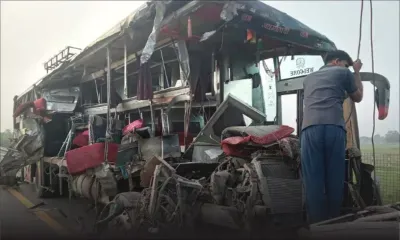 Inde: au moins 18 morts dans la collision entre un bus et un camion