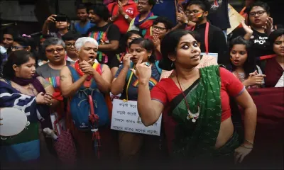    «Nation arc-en-ciel» : la presse indienne salue la dépénalisation de l'homosexualité