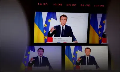 France: le président Macron entre en campagne en pleine guerre en Europe