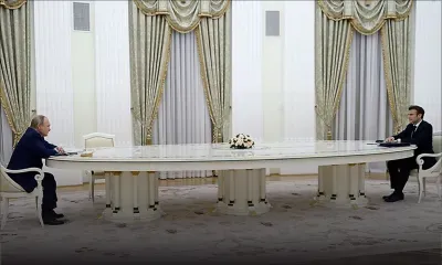 Longue table entre Poutine et Macron: le président français a refusé un dépistage russe