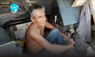 Au Champ-de-Mars : Yousouf Maudarbux dort sous un camion depuis 15 ans 