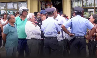 Le manque d'eau décrié : deuxième jour de manif pour des habitants de Cité Versailles, Forest-Side 