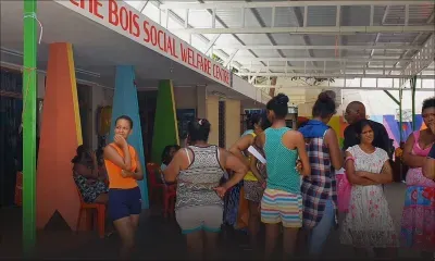 Intempéries : «Ine donn nou ene boutey delo ek 1 bwat biskwi nou pann gayn oken soutien apar sa», déplore une sinistrée