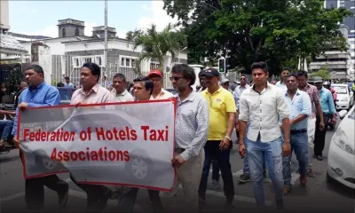 Manif : des taximen marchent à Port-Louis 