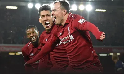 Premier League :  Liverpool assomme ManU et reprend la tête 