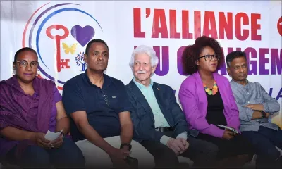 [En images] Réunion nocturne de l’Alliance du Changement à Trèfles 