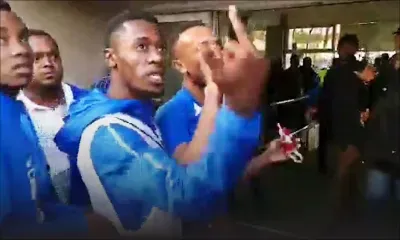 JIOI : un footballeur mahorais fait un doigt d’honneur au public mauricien