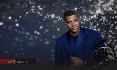 Foot: contrat record à 630 millions d'euros sur 3 ans pour Mbappé, selon Le Parisien