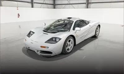 McLaren F1 pouvant atteindre Rs 1 milliard : les autos du collectionneur Terry Smith arrivent peu à peu à Maurice 