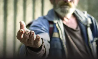 Entre le Quai D et la Place d’Armes : les mendiants sur l’autoroute favorisent l’insécurité routière 