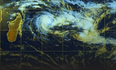 Le cyclone Batsirai change de trajectoire et se rapproche de Maurice  
