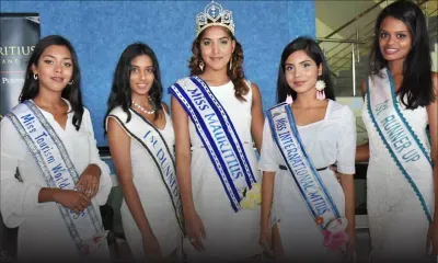 Salon de la Famille et de la Santé : Défilé à 17 heures de Miss en robes de soirée