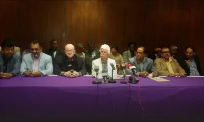 Paul Bérenger : «C’est honteux qu’Ivan Collendavelloo ait appartenu au MMM»