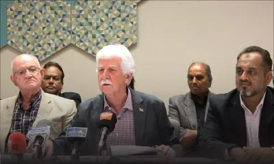 Bérenger : «Le MMM soutiendra Boolell et ne sera pas présent au Parlement ce lundi»