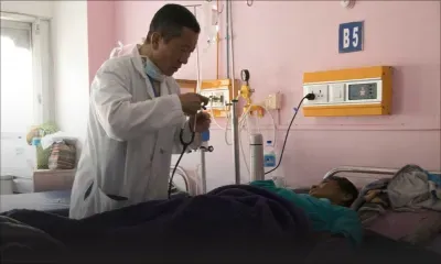 Au Bhoutan, Premier ministre la semaine, médecin le samedi