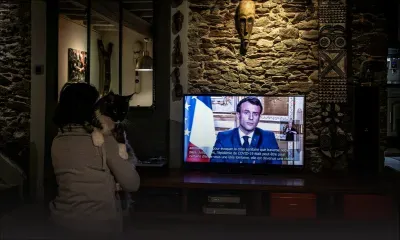 Coronavirus : l'Europe ferme ses frontières, la France interdit les déplacements non essentiels