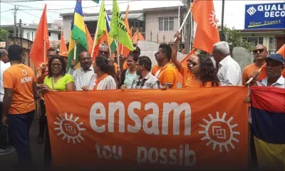 [En images] Nomination Day : les trois candidats de l'Alliance Morisien au no 16 déposent leurs candidatures