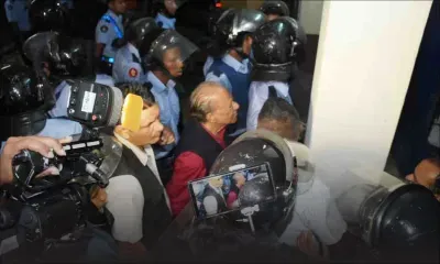 No 10 : vive tension après le retour de Ramgoolam au «counting centre» aux petites heures ; le leader du PTr a dû quitter les lieux sous forte escorte policière