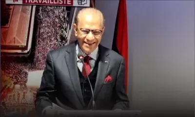 Interrogé sur son état de santé, Ramgoolam réplique en riant : «Kuma to trouv mwa hein ?»