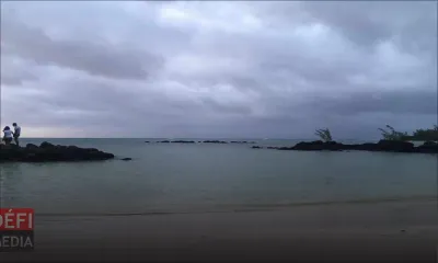 Météo : l'avis de fortes houles enlevé à Maurice, maintenu à Rodrigues jusqu'à 16 heures 
