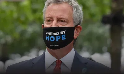 Covid-19: le maire de New York impose la vaccination obligatoire pour tout le secteur privé