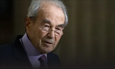 France: décès de l'ex-ministre de la Justice Robert Badinter, qui avait fait abolir la peine de mort