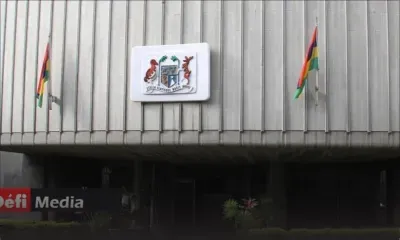 Discours-programme : une « Constitutional Review Commission » bientôt mise en place ; révocation de parlementaires parmi les réformes