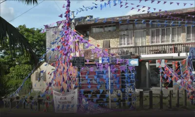 Post-élection partielle : le maire de Quatre-Bornes demande aux partis d’enlever les banderoles et affiches