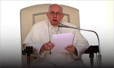 Tuerie au Texas: le pape, «le coeur brisé», condamne le commerce «incontrôlé» des armes